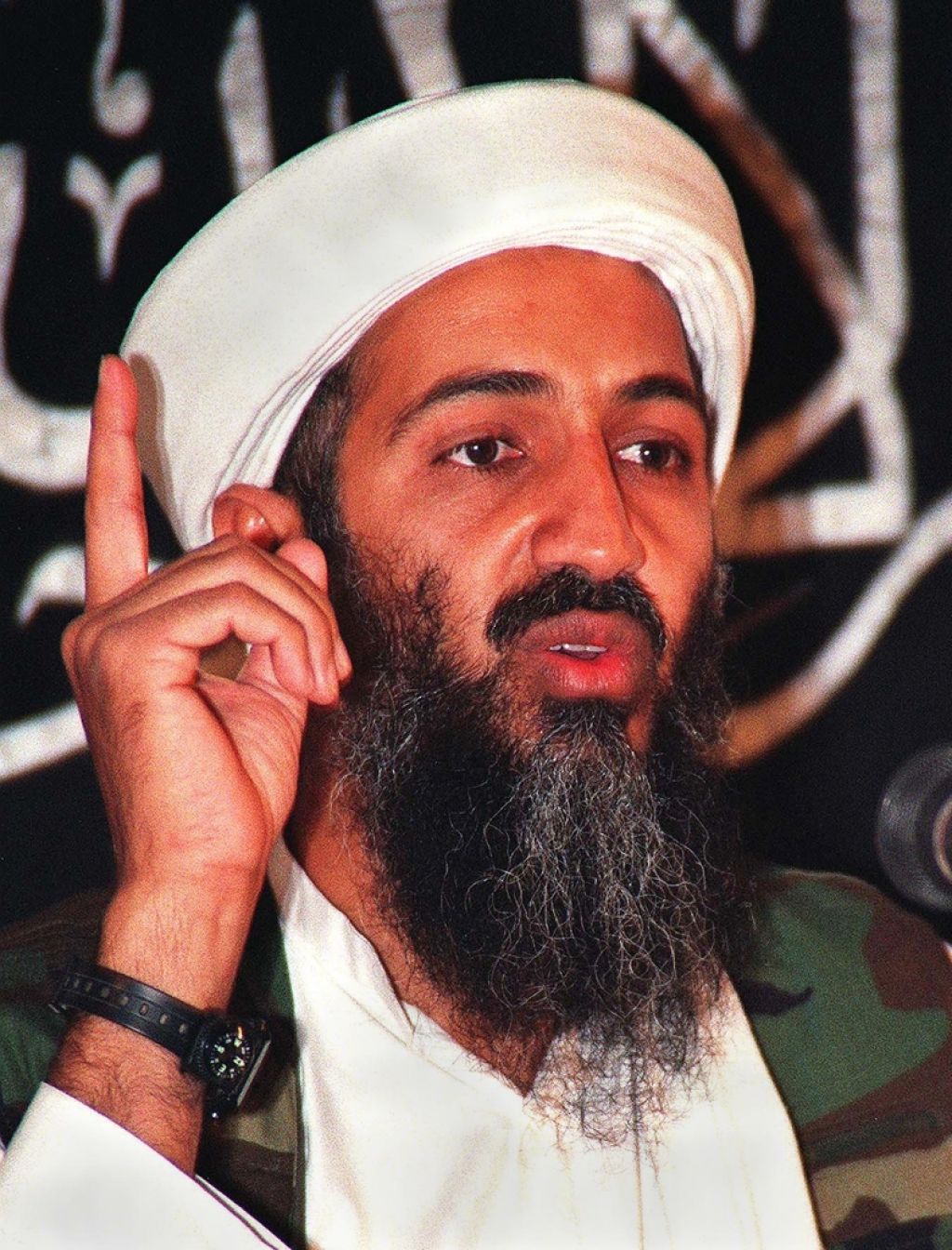 Snowden ima dokaze: bin Laden uživa razkošno življenje na Bahamih